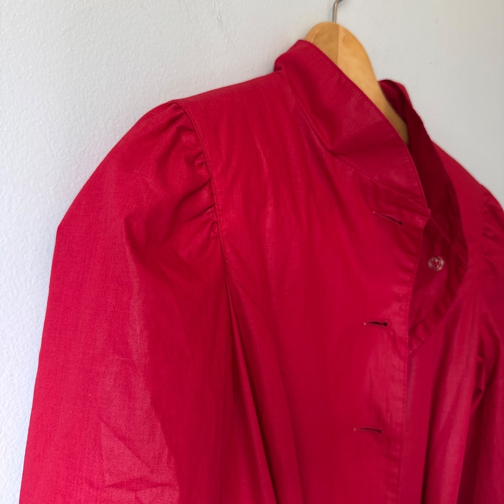 Vintage  BRAETAN  made in Hong Kong red tie waist coat button front - Picture 6 of 13